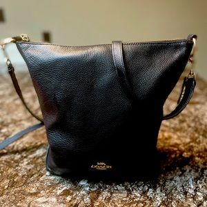 COACH CROSSBODY IN EXCELLENT CONDITION AND VERY CLEAN